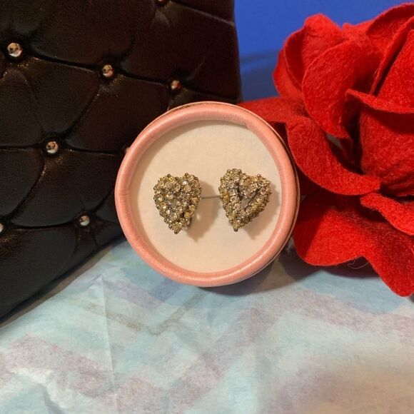 Vintage Rhinestone Heart Earrings - Picture 1 of 3